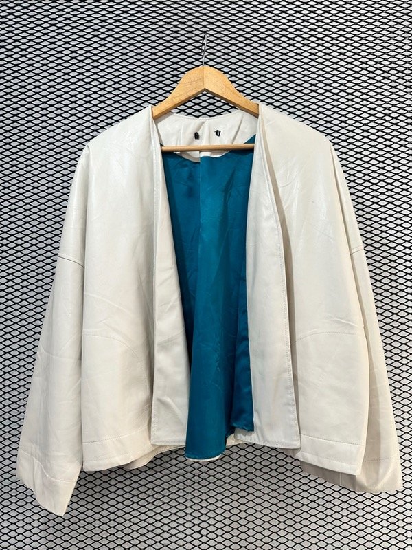 Producto - Blazer engomado TM