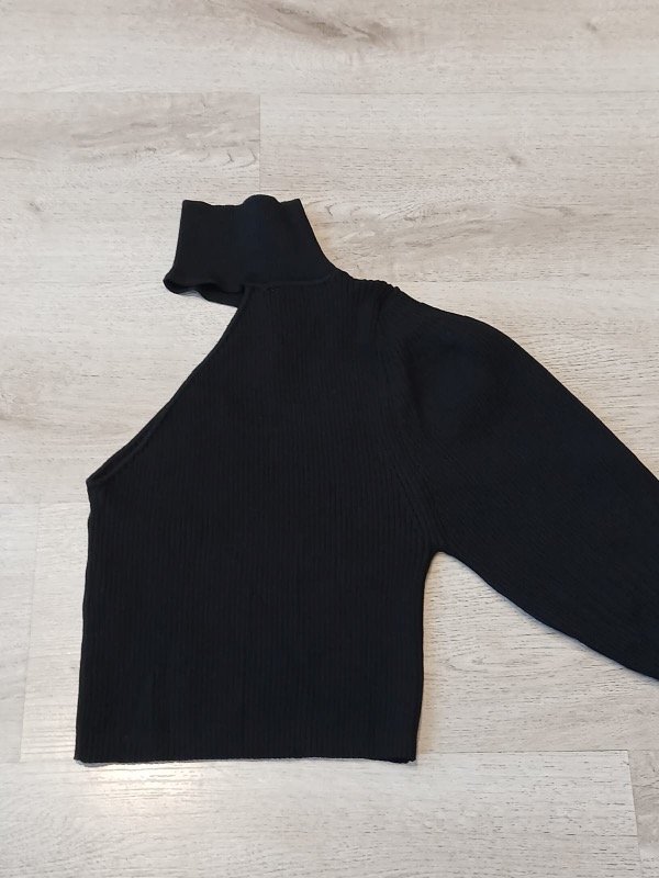 Producto - Top ZARA (S) una manga