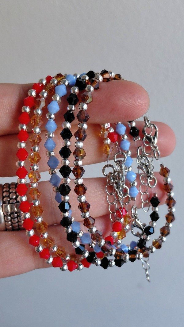 Producto - Pulsera Níquel con Bolitas y Cristales