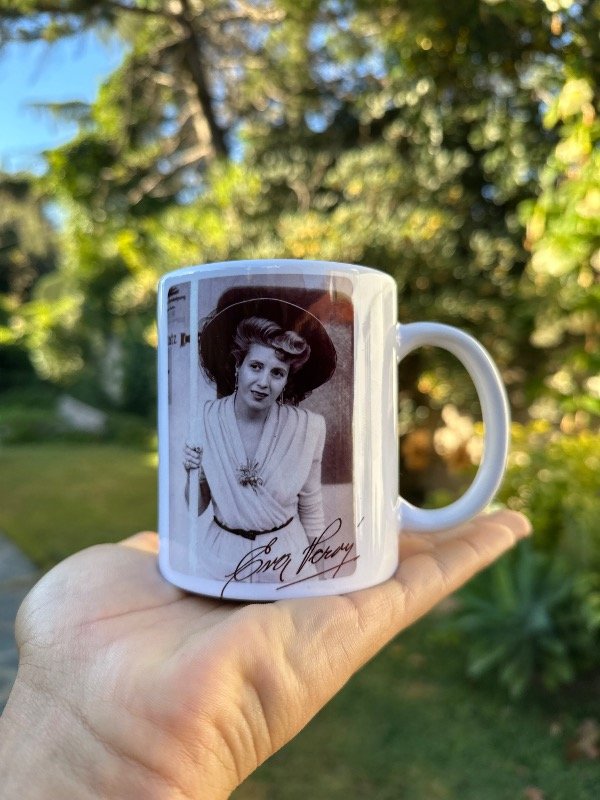 Producto - Taza Eva + firma