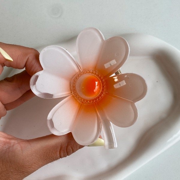 Producto - Broche flor hawaiana Florfy Blanca con naranja
