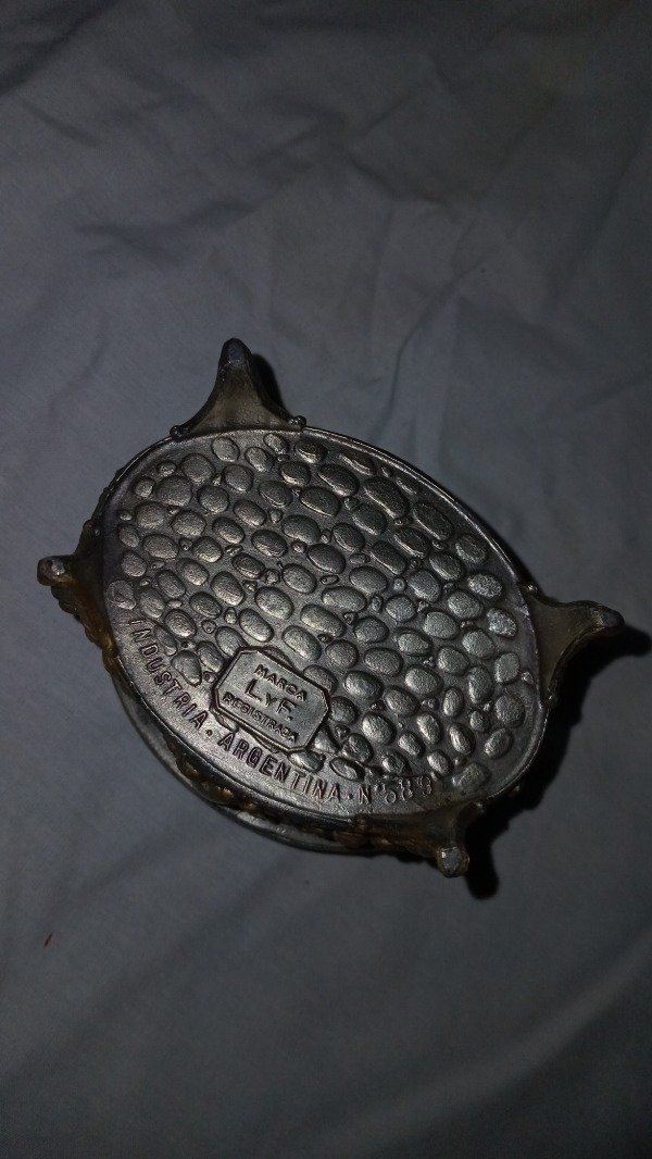 Producto - Vintage pewter ornamented Medieval box. - 3