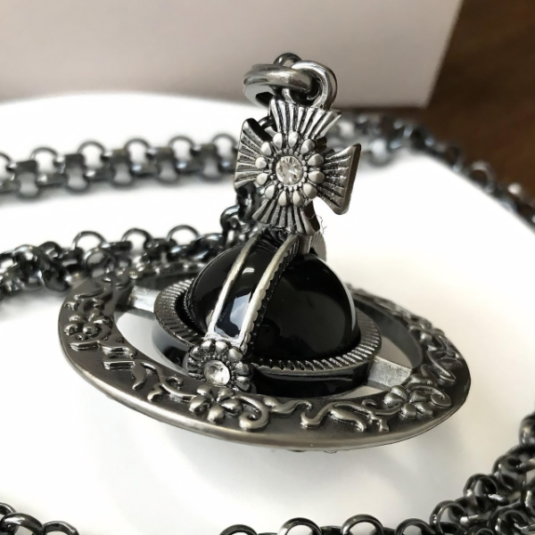 Producto - Collar Orbe Gothic Black - 2