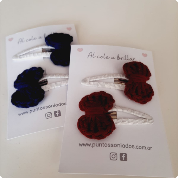 Producto - Clip tic tac colegio moño tejido "Alba" x2