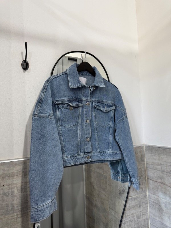 Producto - Campera Ámbar