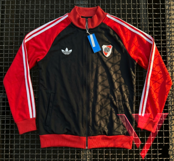 Producto - CAMPERA RIVER 2026 - 2