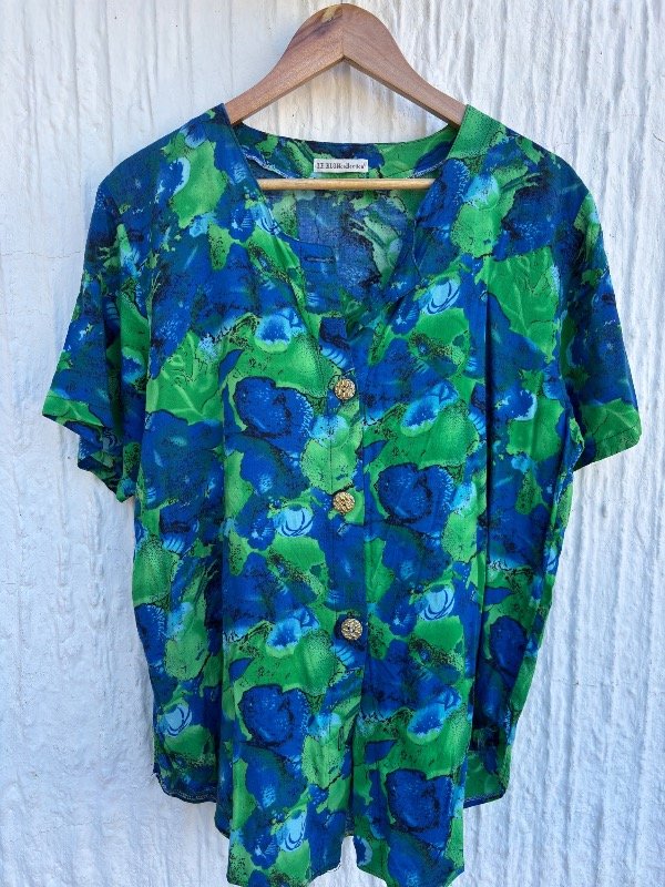 Producto - Camisa floreada