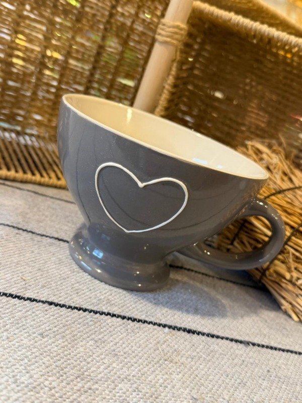 Producto - Tazón corazón- Gris (Efectivo: 17.200)