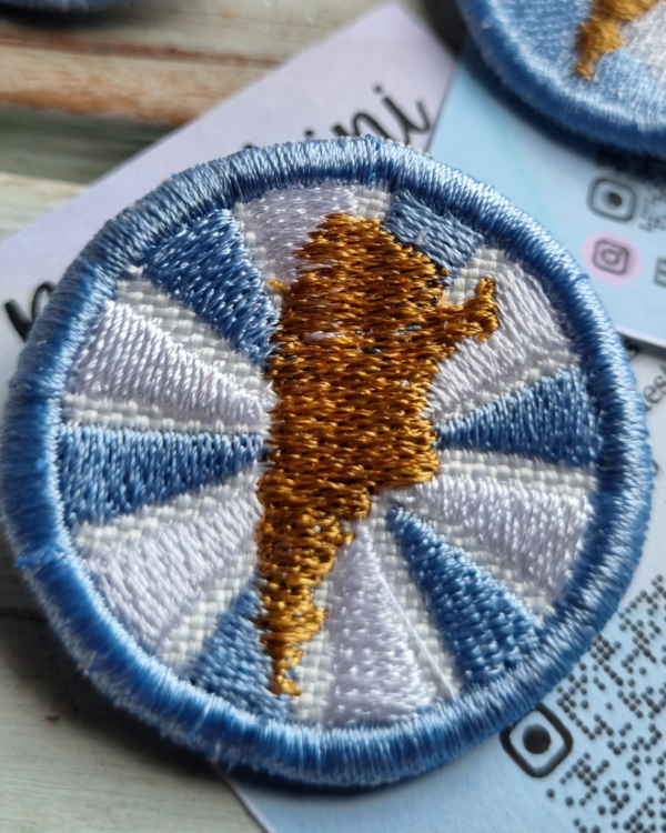 Producto - Temporada Patria 2026 - Escarapela "Mi País 2"