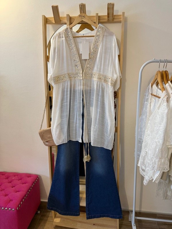 Producto - Kimono Inés blanco con bordado