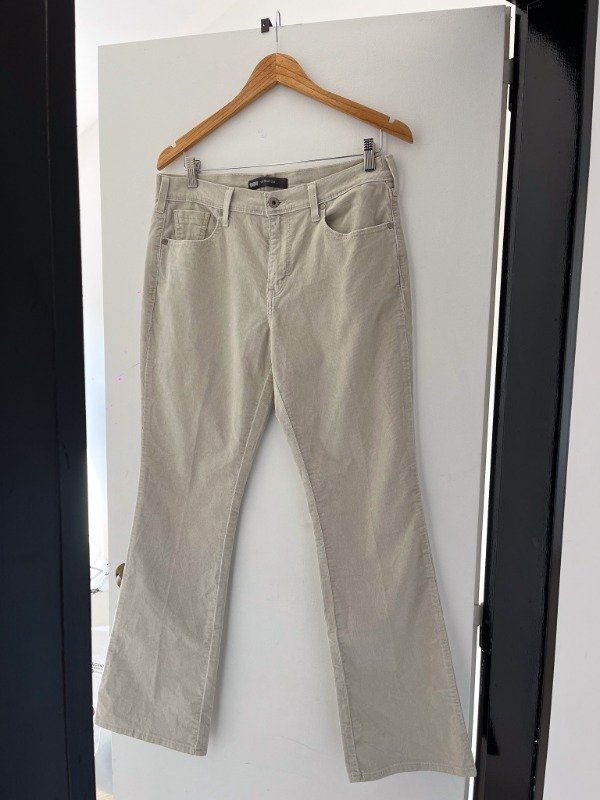 Producto - Pantalón corderoy Levi's