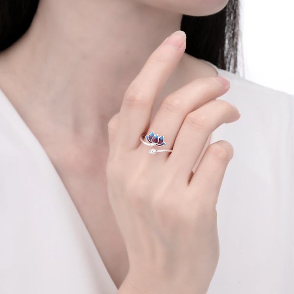 Producto - Anillo Ajustable Flor de Loto con Nácar