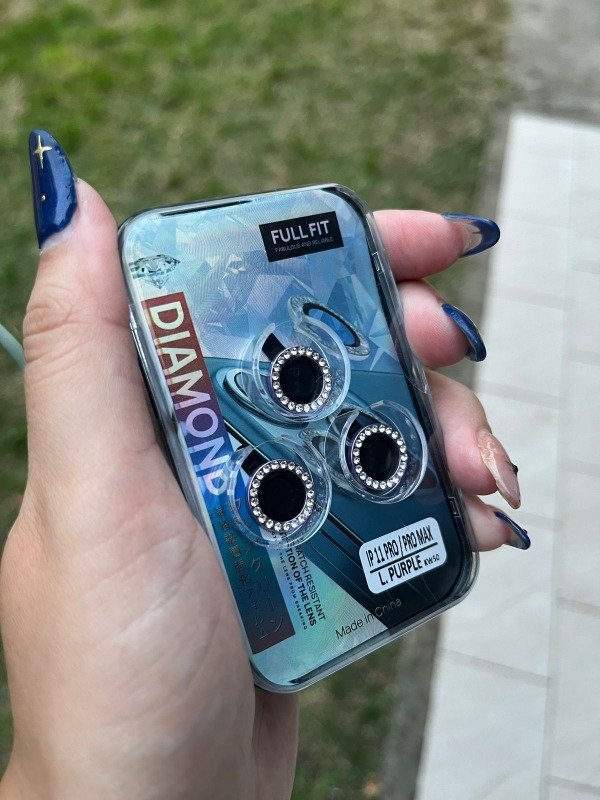 Producto - Iph 11 pro / iph 12 pro y iph 11 pro max protector de camara straps lila