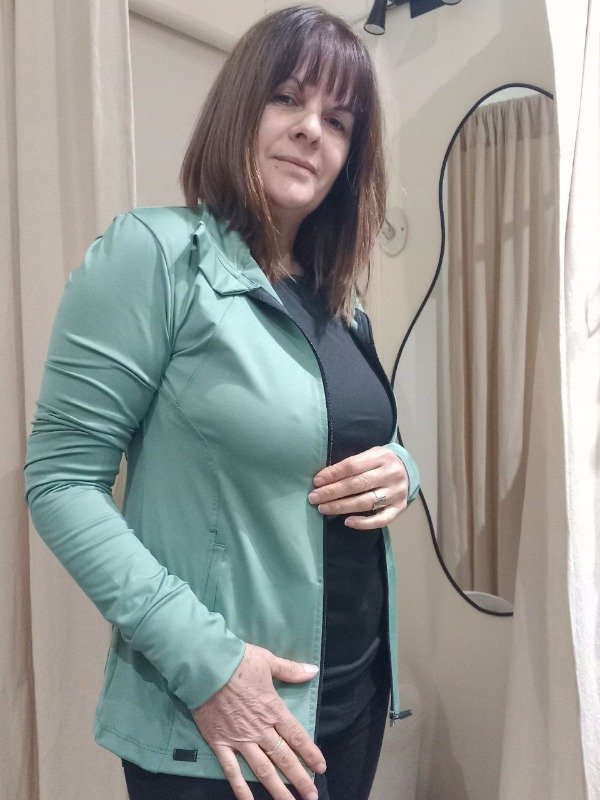 Producto - Campera Butela lycra verde