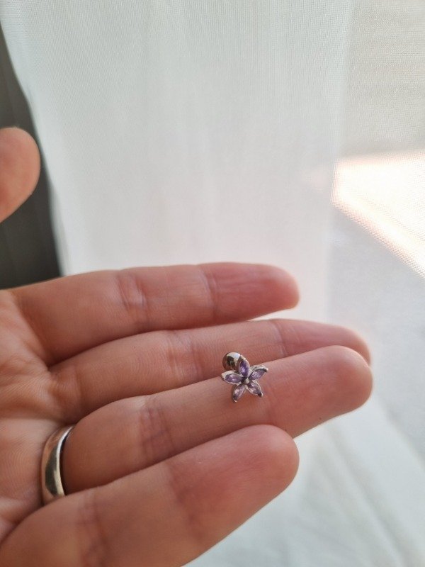 Producto - Piercing helix lila flor aq
