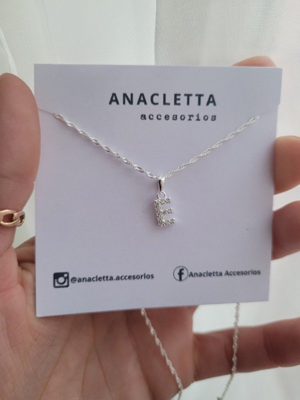 Producto - Gargantilla inicial E con cúbic Plata 925 - 40 cm