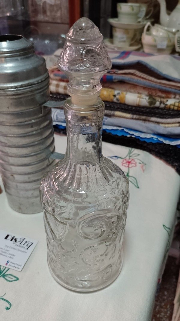 Producto - Botella labrada agua