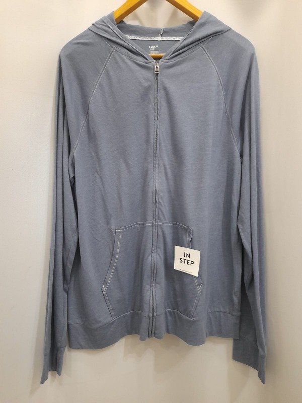 Producto - CAMPERA LIVIANA GAP FIT