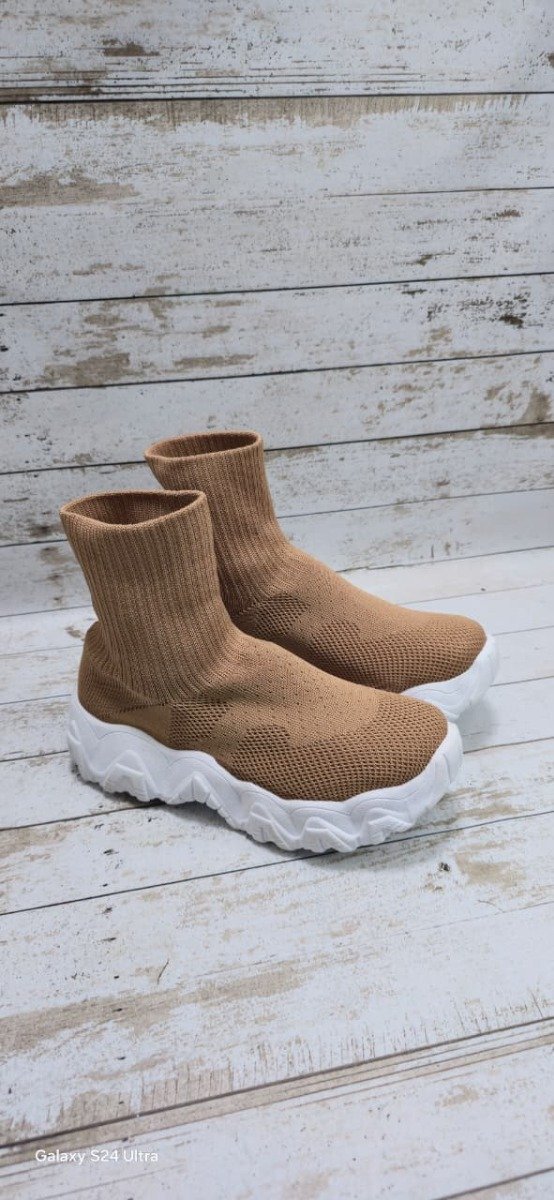 Producto - zapatilla botita alta tejida camel del 36 al 40 - 0