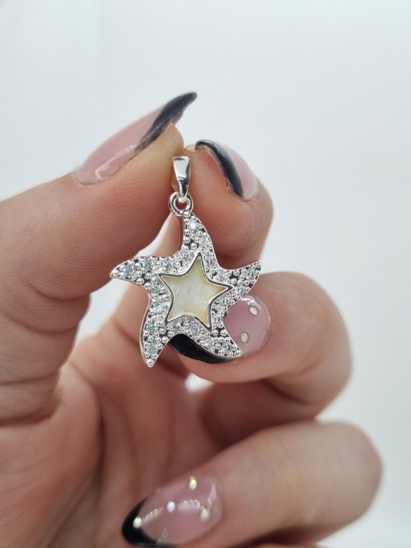 Producto - Dije acero blanco estrella de mar strass centro nacar