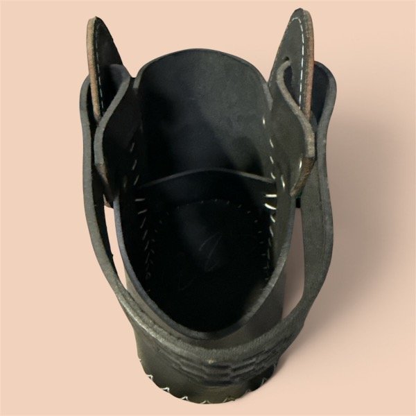 Producto - MATERA DE CUERO OVALADA - 1