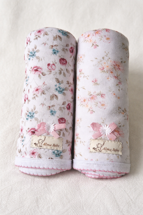 Producto - Manta Recibidora de Algodon Pima Reversible / Jardines de Alma