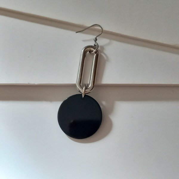 Producto - Aro solitario círculo negro