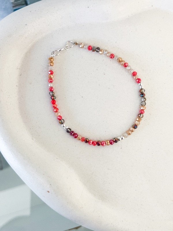 Producto - Pulsera mix cristal rojo con 6 bolitas de plata