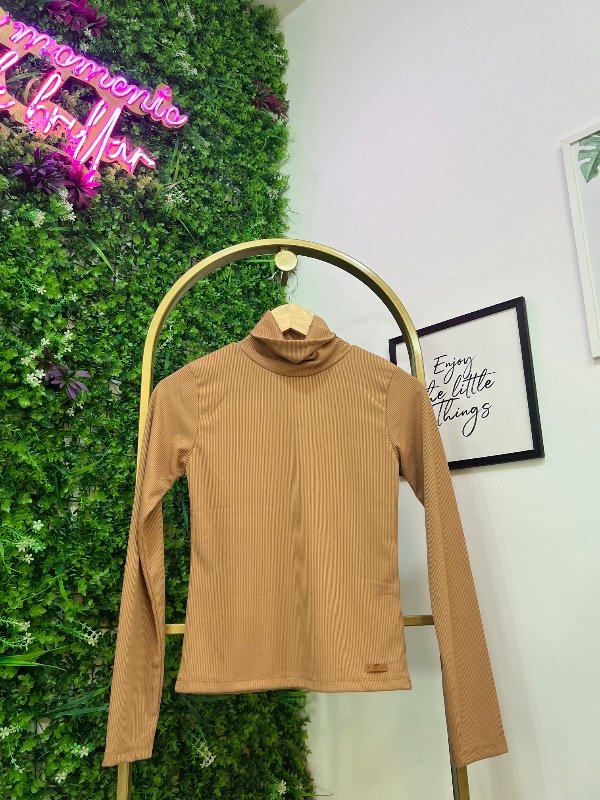 Producto - Polera de morley Dulce de leche 0119