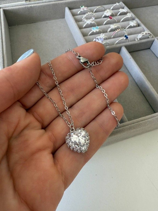 Producto - Collar Arthur's Heart Blanco