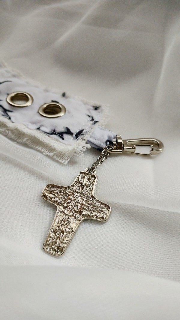 Producto - Llavero/ Lanyards Cruz papá Francisco