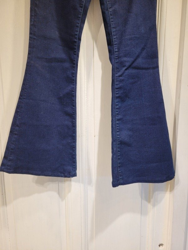 Producto - Jean JAZMIN CHEBAR azul oxford- Talle 26- PRECIO: 72X - 1