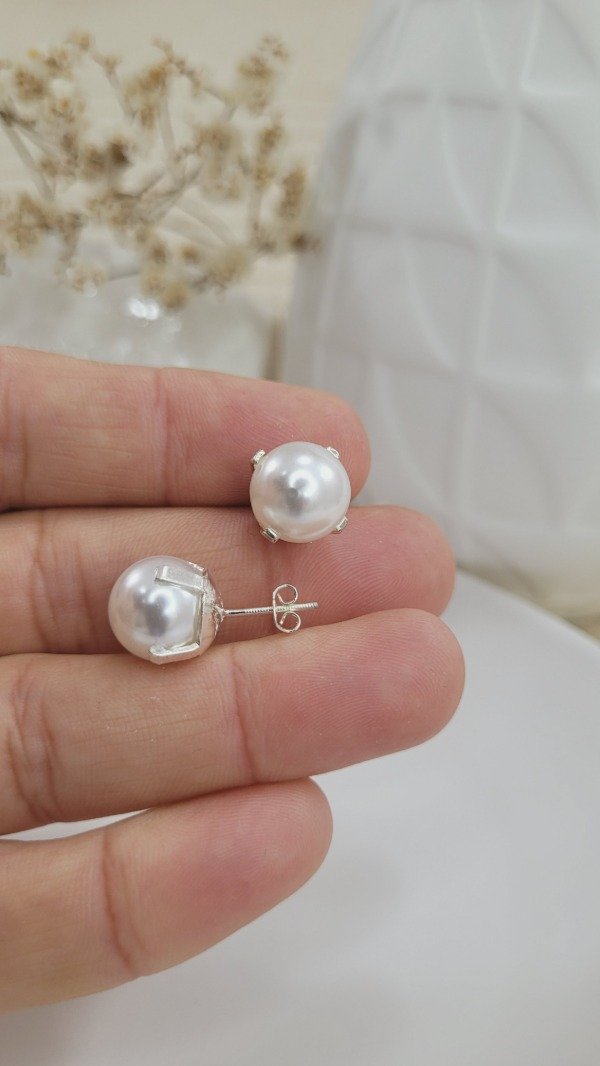 Producto - Aros de Plata Perla con Grifa 12mm (AR215)