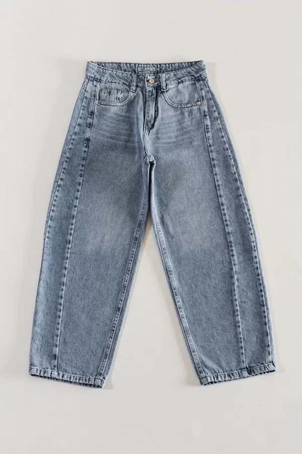 Producto - Jeans Baggy con recorte
