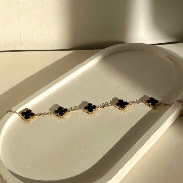 Producto - Pulsera V. Cleef NEGRA (Trébol)