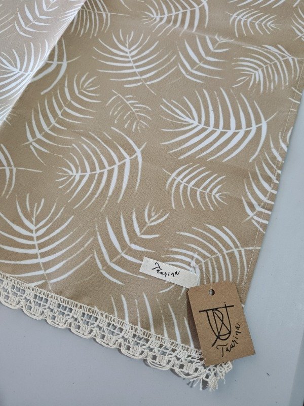 Producto - Camino beige hojas