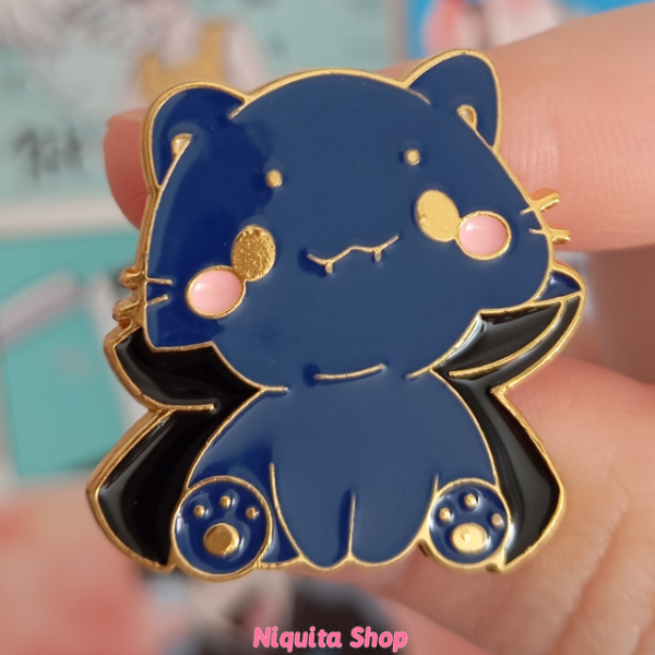 Producto - Gatito vampiro - pin metálico
