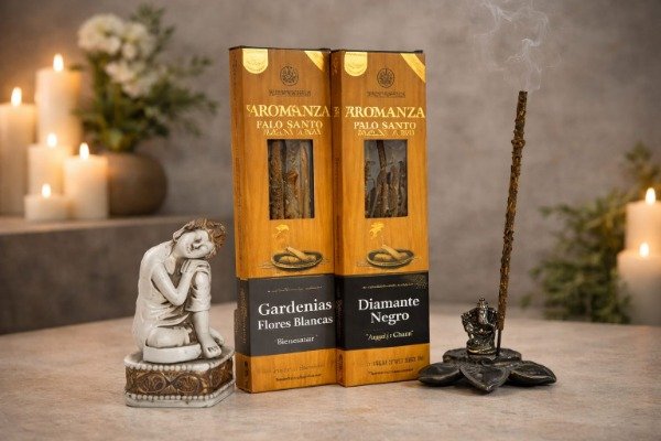 Producto - SAHUMERIO PALO SANTO X 8 "MIX FRAGANCIAS"