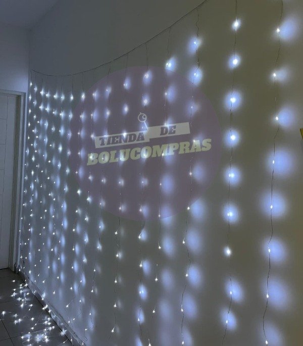 Producto - Cortina Led Chato Siliconado Impermeable 320 Luces 3x3 mts Blanca con enchufe