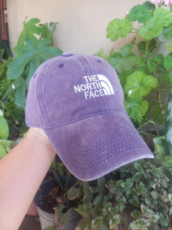 Producto - gorra "the north face" violeta