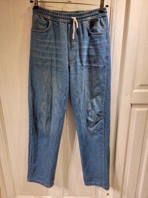 Producto - Jean WAITING azul con elástico Talle 18 años- PRECIO: 40X