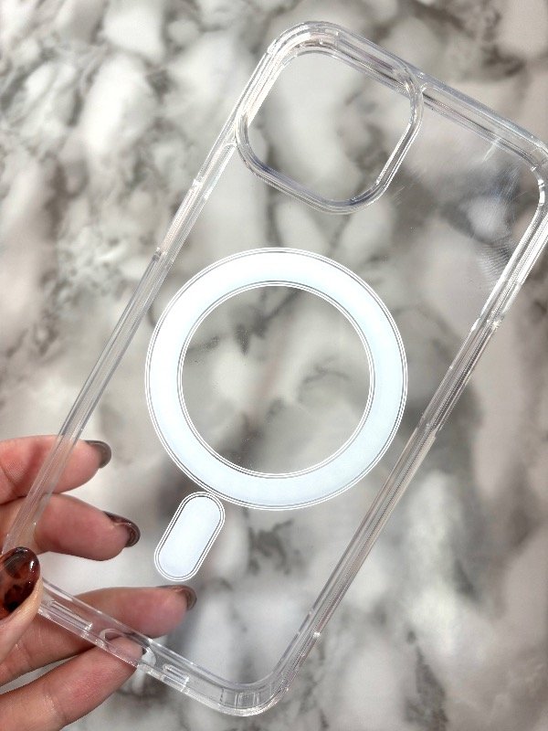 Producto - Funda MagSafe transparente 12 pro Max