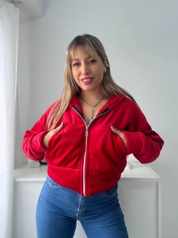 Producto - LINEA CHARLOTTE CAMPERA ARISA