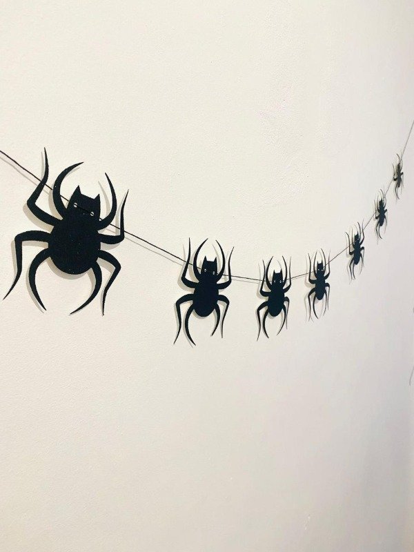 Producto - GUIRNALDA ARAÑA