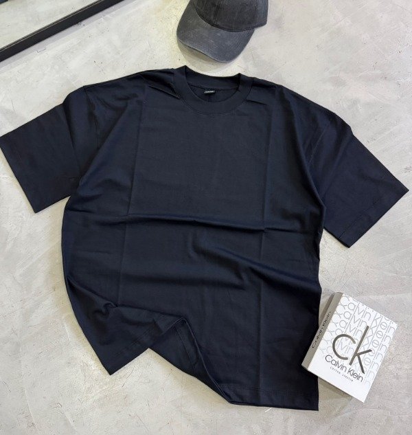 Producto - REMERA OVERSIZE HOMBRE - 6