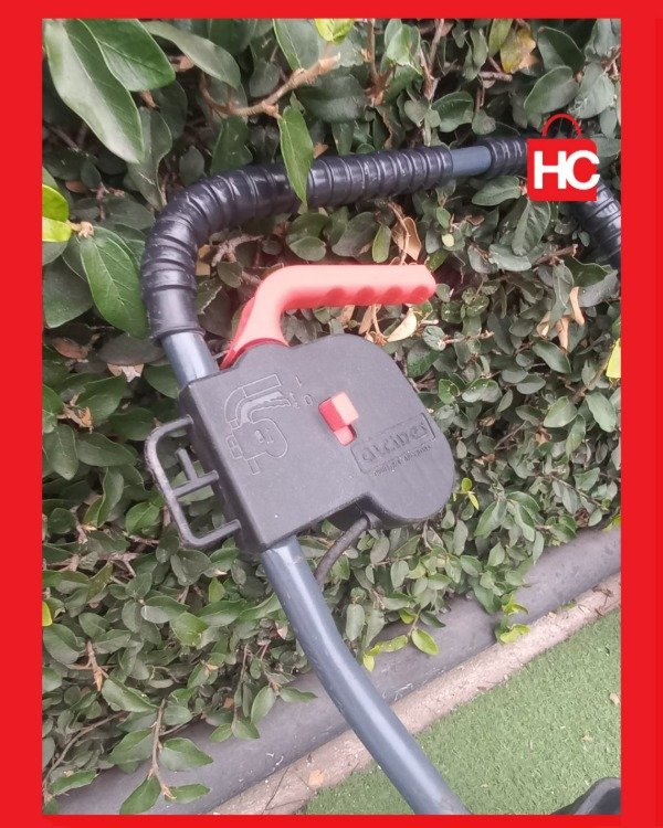 Producto - Cortadora de césped eléctrica Robust 1300W (3/4 HP) con recolector - 6
