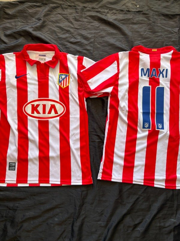 Producto - Camiseta Atletico Madrid 2010 Maxi Rodríguez