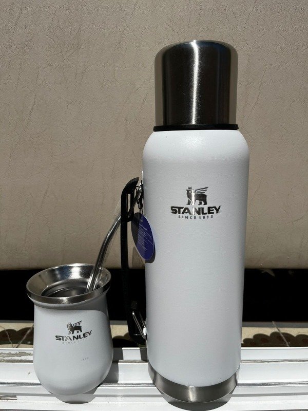 Producto - TERMO CON MATE Y BOMBILLA