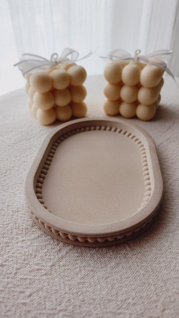 Producto - Bandeja Ovalada con Perlas