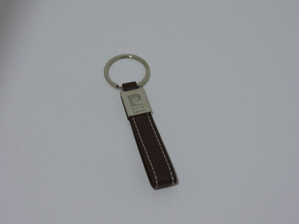 Producto - Llavero hombre en caja